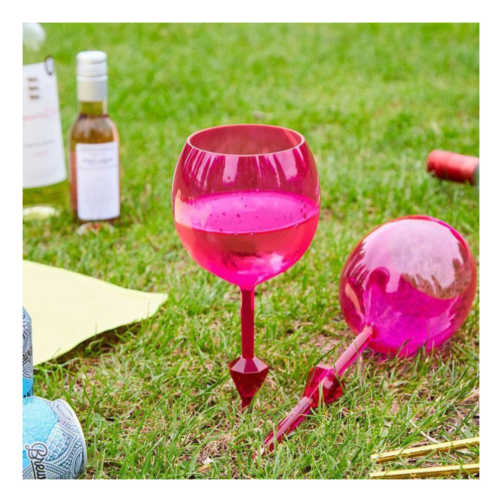 Vinglas På Spett Partykungen.se 20 rosa vinglas i plast till picknicken Festdukning, köp